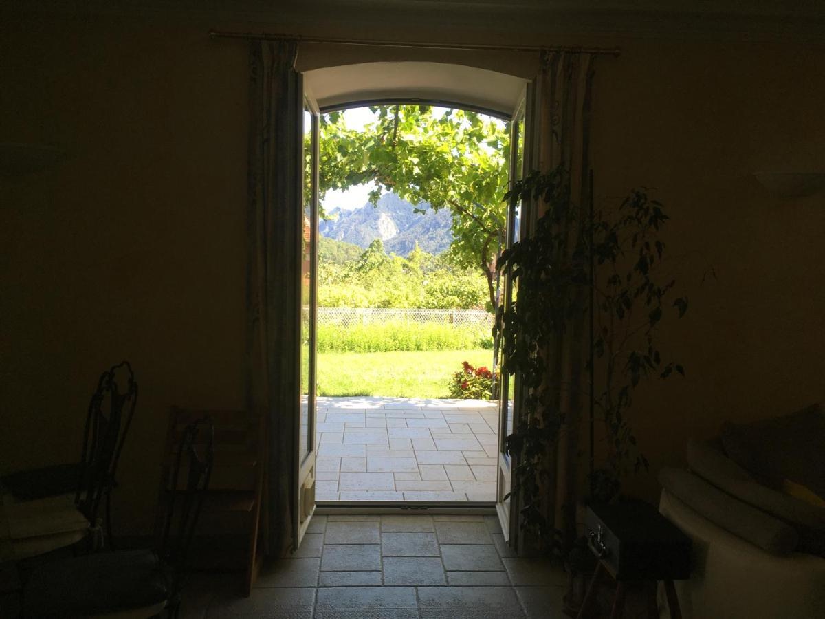 La Pierre Bleue / Chambres D'Hotes Saint-Martin-Vesubie Bagian luar foto
